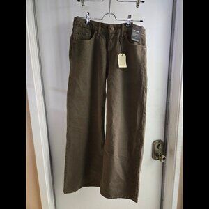 Levi's Low Loose Women Jeans Brand New Size 29x30 Y2K